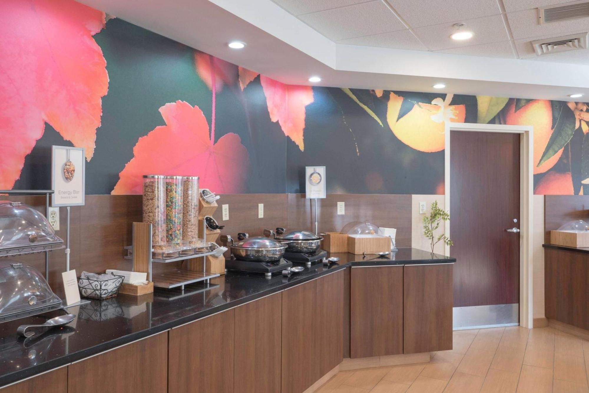Fairfield Inn & Suites By Marriott Cleveland Стритсборо Экстерьер фото